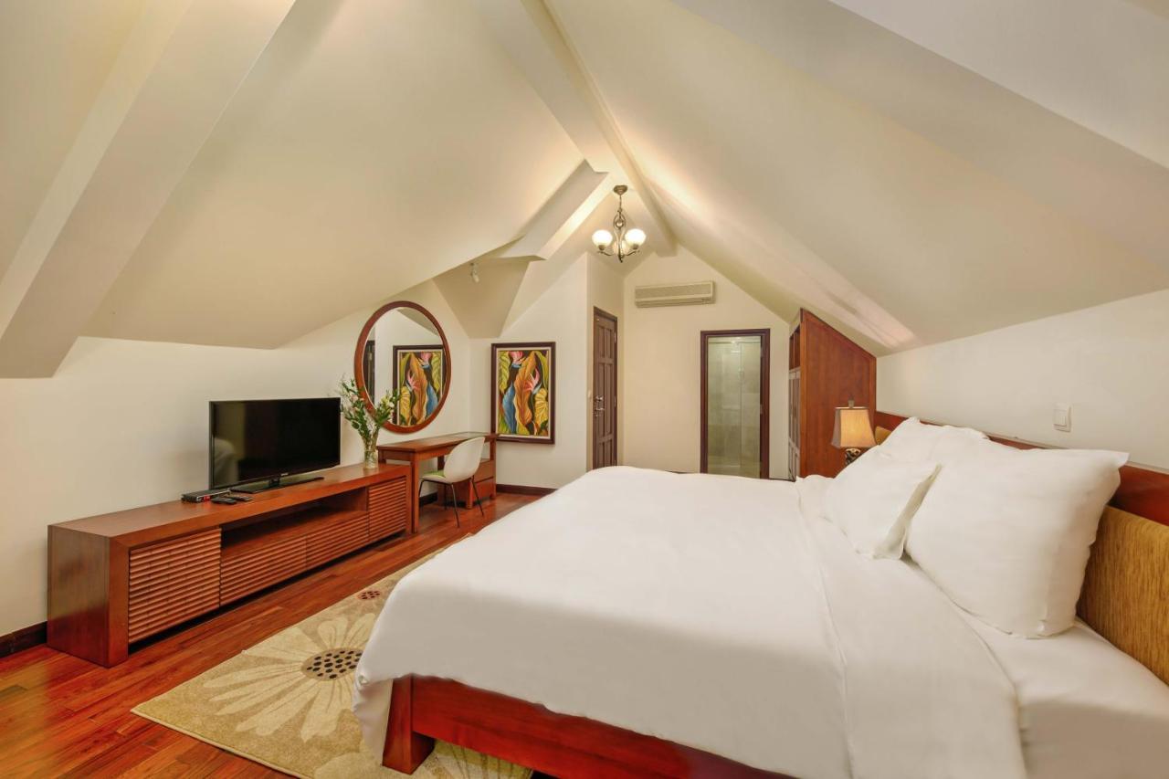 Da Nang Paradise Center My Khe Beach Resort & Spa Exterior photo
